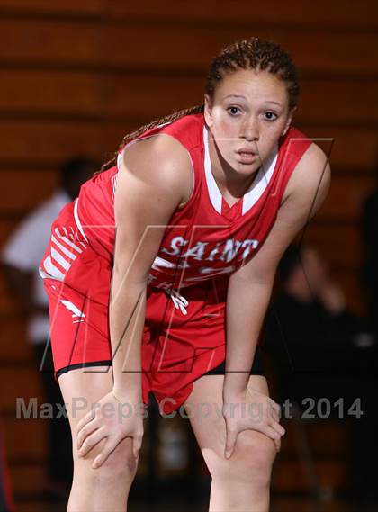 Thumbnail 1 in Saint Mary's vs. Mater Dei (Paul Pierce Classic) photogallery.