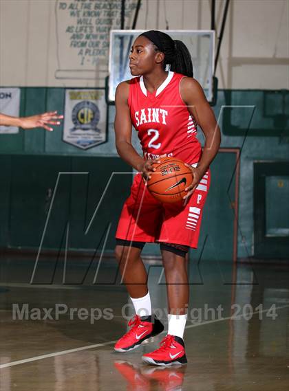 Thumbnail 3 in Saint Mary's vs. Mater Dei (Paul Pierce Classic) photogallery.
