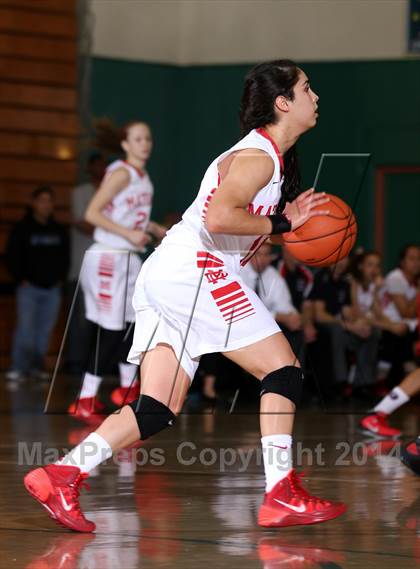 Thumbnail 2 in Saint Mary's vs. Mater Dei (Paul Pierce Classic) photogallery.