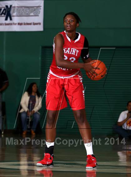 Thumbnail 1 in Saint Mary's vs. Mater Dei (Paul Pierce Classic) photogallery.
