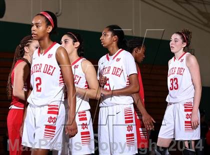 Thumbnail 3 in Saint Mary's vs. Mater Dei (Paul Pierce Classic) photogallery.