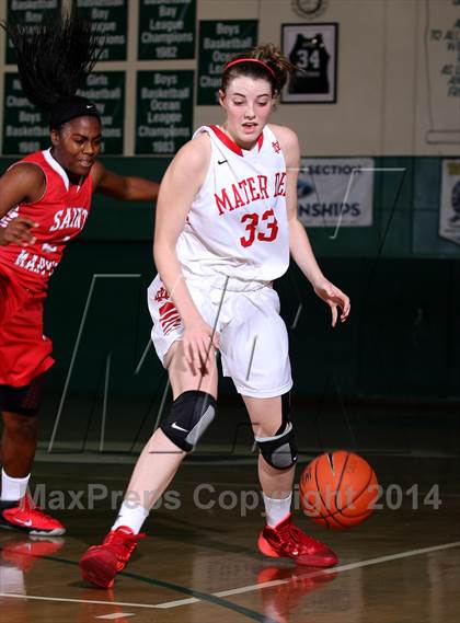 Thumbnail 2 in Saint Mary's vs. Mater Dei (Paul Pierce Classic) photogallery.