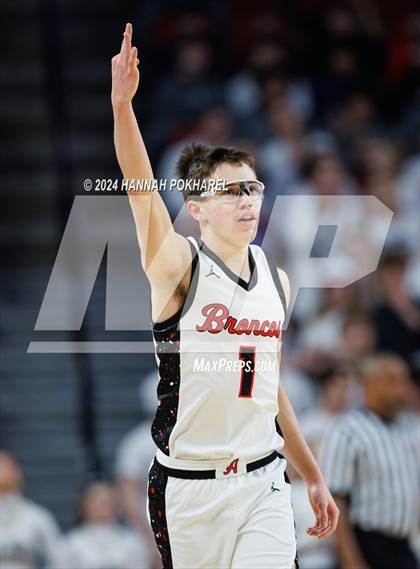 Thumbnail 1 in Amherst vs. Lincoln Lutheran (NSAA Class C2 Final) photogallery.