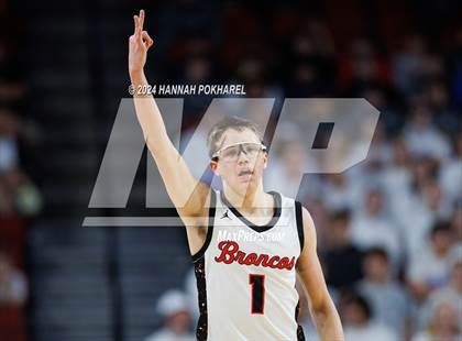 Thumbnail 2 in Amherst vs. Lincoln Lutheran (NSAA Class C2 Final) photogallery.