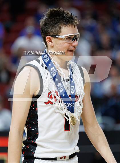 Thumbnail 3 in Amherst vs. Lincoln Lutheran (NSAA Class C2 Final) photogallery.
