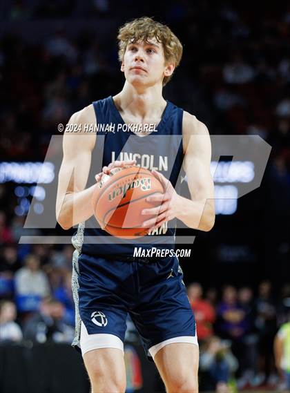Thumbnail 1 in Amherst vs. Lincoln Lutheran (NSAA Class C2 Final) photogallery.