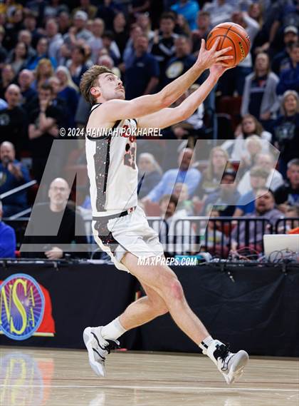 Thumbnail 1 in Amherst vs. Lincoln Lutheran (NSAA Class C2 Final) photogallery.