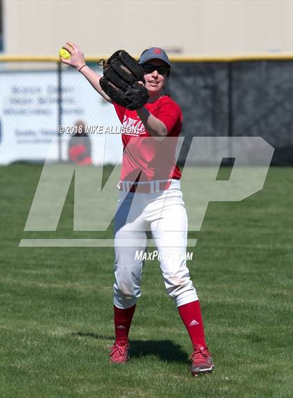 Thumbnail 2 in Signal Mountain vs Baylor photogallery.