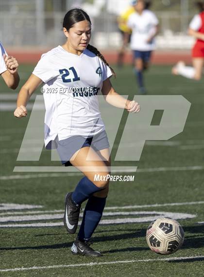 Thumbnail 2 in Chino Hills vs Great Oak photogallery.