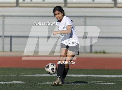 Thumbnail 1 in Chino Hills vs Great Oak photogallery.