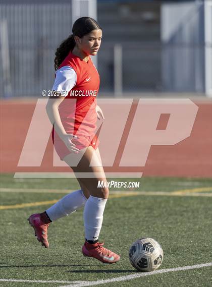 Thumbnail 3 in Chino Hills vs Great Oak photogallery.