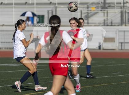 Thumbnail 1 in Chino Hills vs Great Oak photogallery.