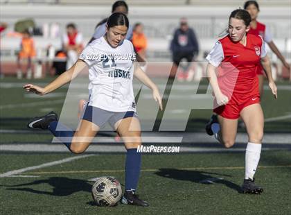 Thumbnail 2 in Chino Hills vs Great Oak photogallery.