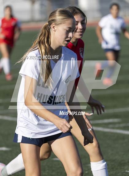 Thumbnail 2 in Chino Hills vs Great Oak photogallery.