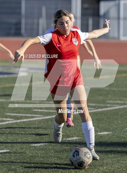Thumbnail 3 in Chino Hills vs Great Oak photogallery.