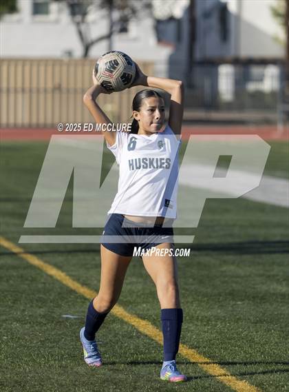 Thumbnail 2 in Chino Hills vs Great Oak photogallery.