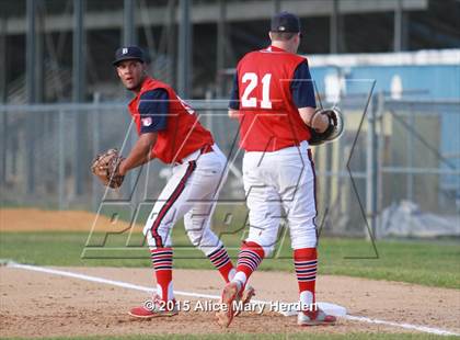 Thumbnail 3 in Dunedin vs. Central (FHSAA Regional Quarterfinal)  photogallery.