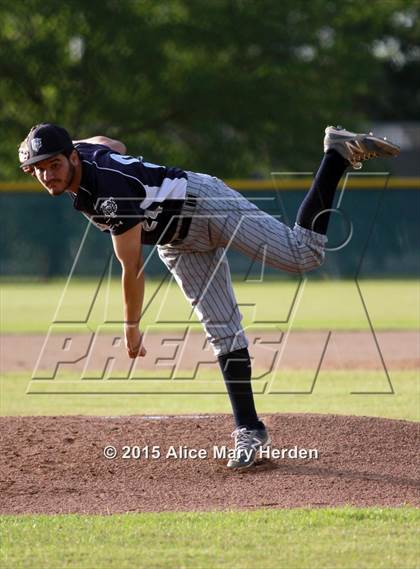 Thumbnail 2 in Dunedin vs. Central (FHSAA Regional Quarterfinal)  photogallery.