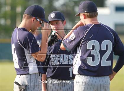 Thumbnail 2 in Dunedin vs. Central (FHSAA Regional Quarterfinal)  photogallery.