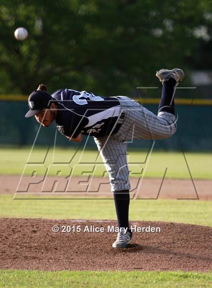 Thumbnail 1 in Dunedin vs. Central (FHSAA Regional Quarterfinal)  photogallery.