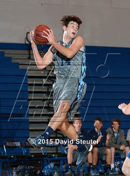 Thumbnail 2 in Marina vs. Davis (Les Curry Invitational) photogallery.