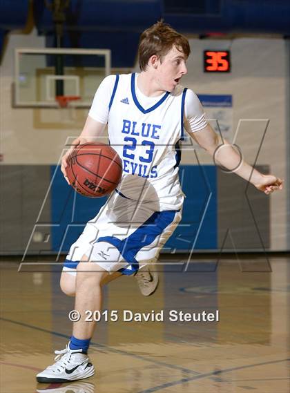 Thumbnail 1 in Marina vs. Davis (Les Curry Invitational) photogallery.