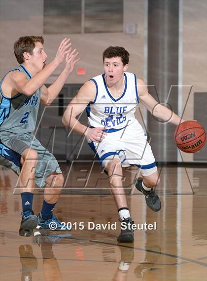 Thumbnail 3 in Marina vs. Davis (Les Curry Invitational) photogallery.