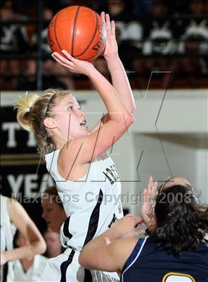 Thumbnail 2 in Oak Ridge @ Archbishop Mitty (CIF NoCal D2 Playoffs) photogallery.