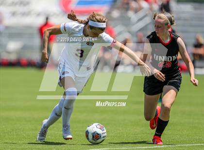 Thumbnail 3 in Kearney vs Union (MSHSAA Class 3 Third Place) photogallery.