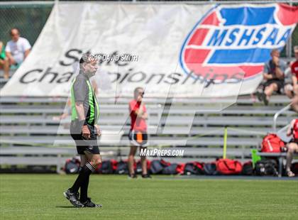 Thumbnail 1 in Kearney vs Union (MSHSAA Class 3 Third Place) photogallery.
