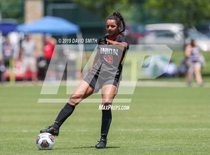 Thumbnail 2 in Kearney vs Union (MSHSAA Class 3 Third Place) photogallery.