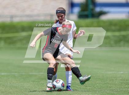 Thumbnail 1 in Kearney vs Union (MSHSAA Class 3 Third Place) photogallery.