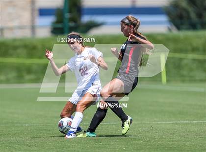 Thumbnail 2 in Kearney vs Union (MSHSAA Class 3 Third Place) photogallery.