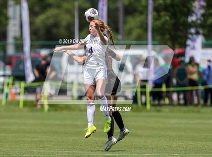 Thumbnail 2 in Kearney vs Union (MSHSAA Class 3 Third Place) photogallery.