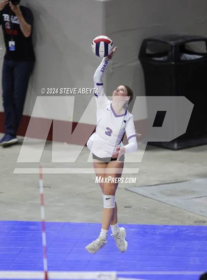 Thumbnail 1 in Denver South vs. Pueblo West (CHSAA 5A 1st Round) photogallery.