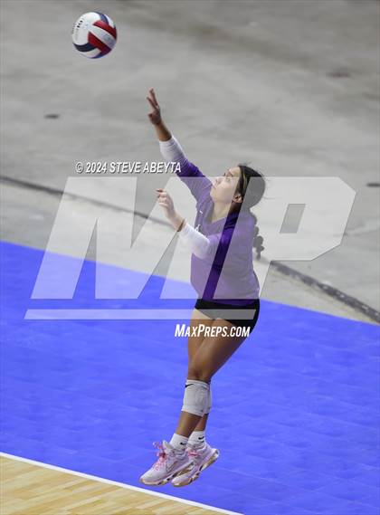 Thumbnail 2 in Denver South vs. Pueblo West (CHSAA 5A 1st Round) photogallery.