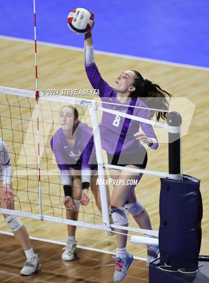 Thumbnail 1 in Denver South vs. Pueblo West (CHSAA 5A 1st Round) photogallery.