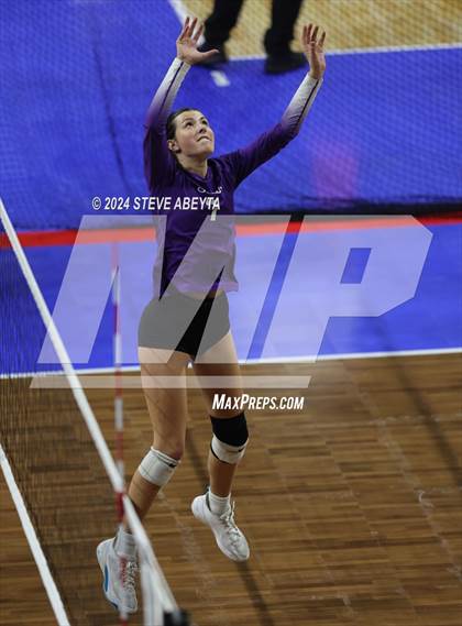 Thumbnail 1 in Denver South vs. Pueblo West (CHSAA 5A 1st Round) photogallery.