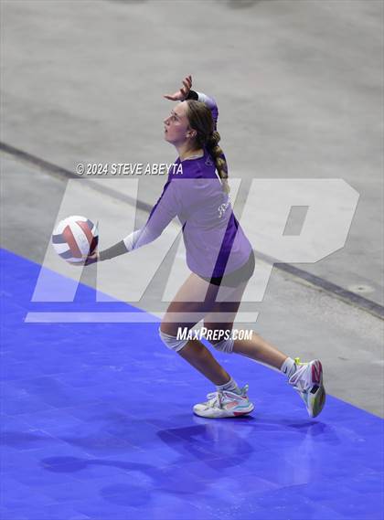 Thumbnail 2 in Denver South vs. Pueblo West (CHSAA 5A 1st Round) photogallery.