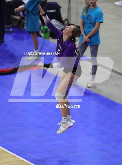 Thumbnail 3 in Denver South vs. Pueblo West (CHSAA 5A 1st Round) photogallery.