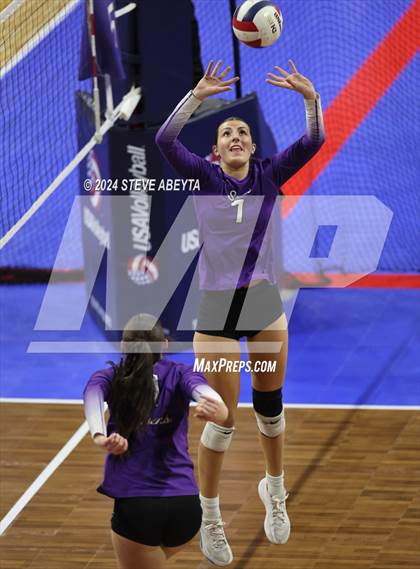 Thumbnail 3 in Denver South vs. Pueblo West (CHSAA 5A 1st Round) photogallery.