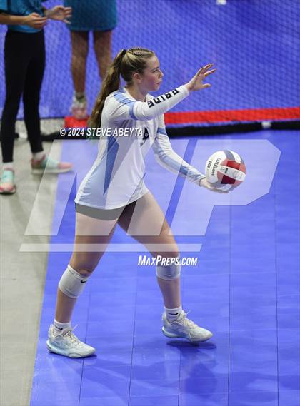 Thumbnail 2 in Denver South vs. Pueblo West (CHSAA 5A 1st Round) photogallery.