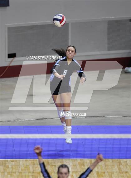 Thumbnail 3 in Denver South vs. Pueblo West (CHSAA 5A 1st Round) photogallery.
