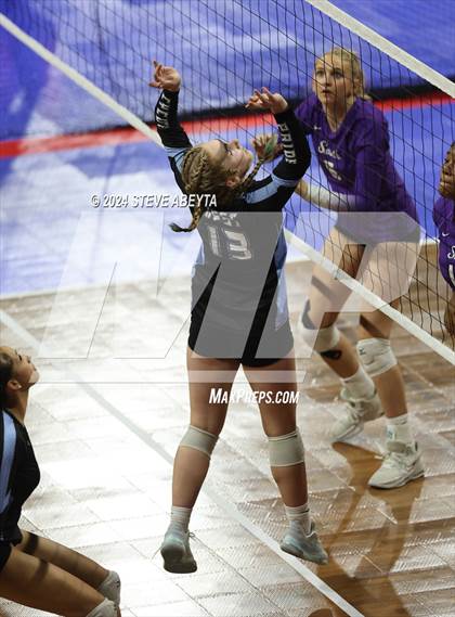 Thumbnail 1 in Denver South vs. Pueblo West (CHSAA 5A 1st Round) photogallery.
