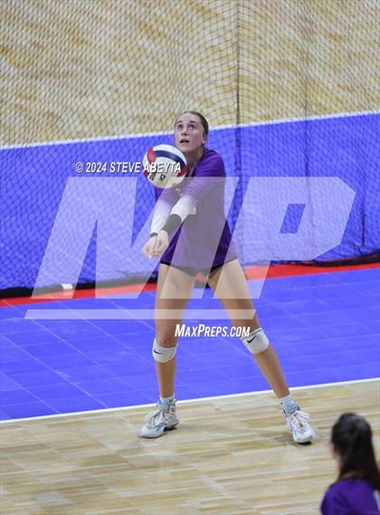Thumbnail 2 in Denver South vs. Pueblo West (CHSAA 5A 1st Round) photogallery.