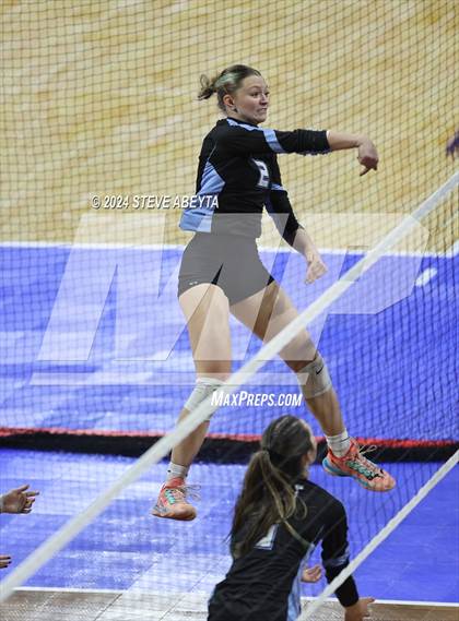 Thumbnail 1 in Denver South vs. Pueblo West (CHSAA 5A 1st Round) photogallery.