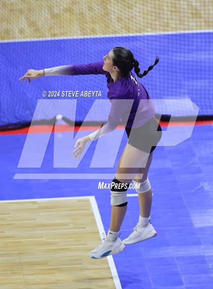 Thumbnail 3 in Denver South vs. Pueblo West (CHSAA 5A 1st Round) photogallery.