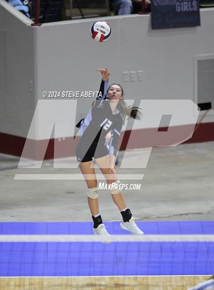 Thumbnail 1 in Denver South vs. Pueblo West (CHSAA 5A 1st Round) photogallery.