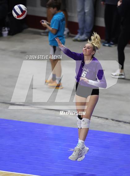 Thumbnail 1 in Denver South vs. Pueblo West (CHSAA 5A 1st Round) photogallery.