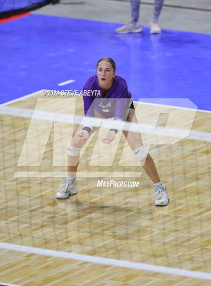 Thumbnail 1 in Denver South vs. Pueblo West (CHSAA 5A 1st Round) photogallery.